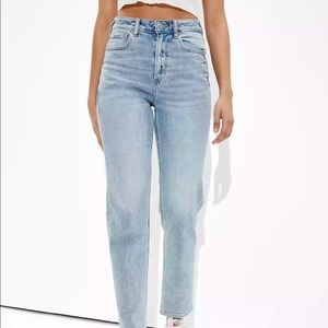 American Eagle Stretch Mom Straight Jeans